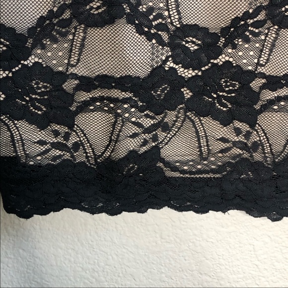 MOVING SALE - Lulus lace overlay sweetheart black cocktail dress - Picture 4 of 11